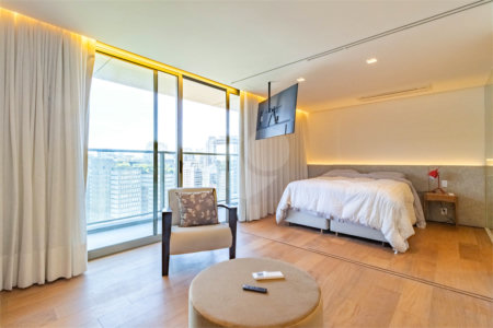 Apartamento à venda ou para alugar com 1 quarto em Vila Olímpia, São Paulo, SP
