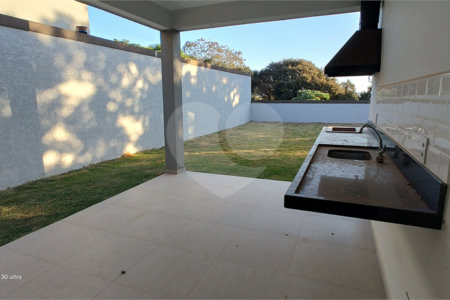 Casa à venda com 3 suítes no condomínio Reserva Ybyra, Atibaia - SP