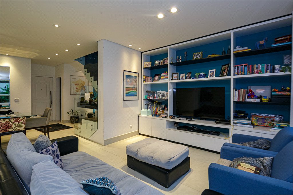 Casa à venda com 4 suítes no condomínio Villaggio DI Palme, São Paulo - SP