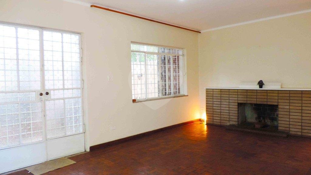 Sobrado à venda com 3 quartos, sendo 1 suíte, em Brooklin Velho, São Paulo, SP