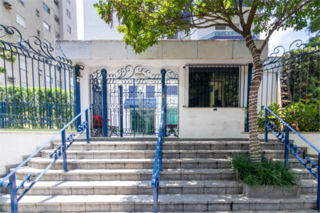 Apartamento à venda com 4 quartos, sendo 3 suítes, em Brooklin Paulista, São Paulo, SP