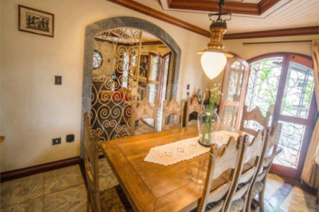 Casa à venda com 4 quartos, sendo 2 suítes, em Brooklin Velho, São Paulo, SP