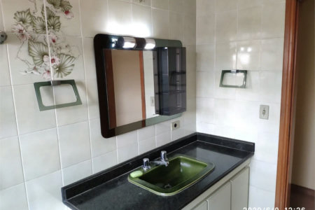 Casa à venda com 5 quartos, sendo 1 suíte, em Jaguaré, São Paulo, SP