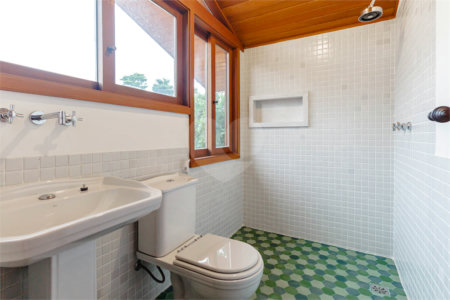 Casa à venda com 3 quartos, sendo 2 suítes, em Jardim América, São Paulo, SP