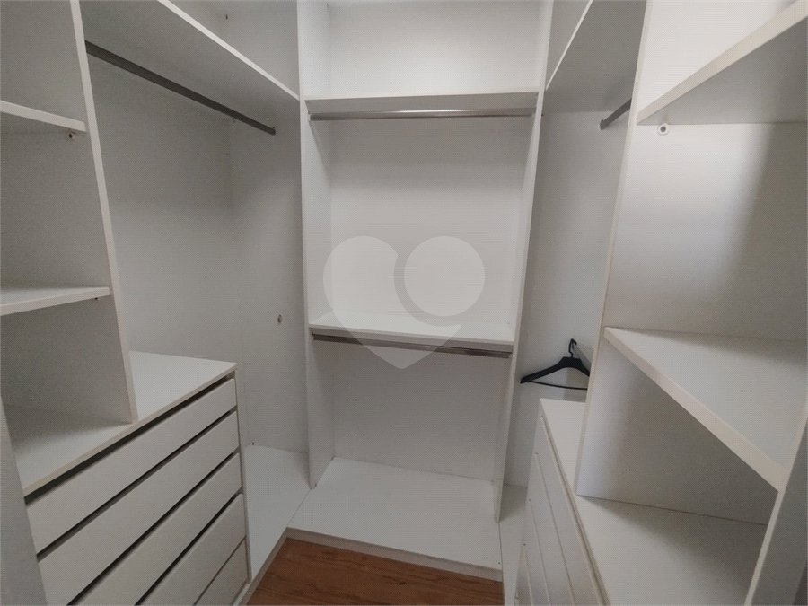 Apartamento à venda com 3 quartos, sendo 1 suíte,  no Centro, São Bernardo do Campo, SP