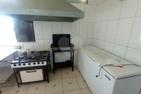 Salão Comercial para alugar em Vila Nastri, Itapetininga, SP