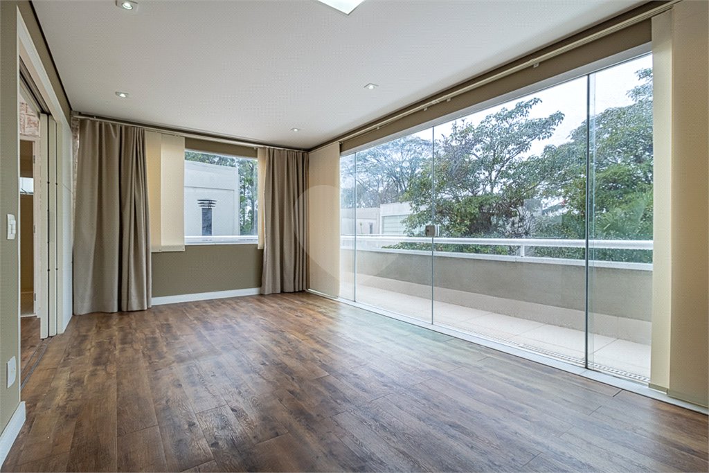 Casa à venda com 4 suítes no condomínio Las Cumbres, São Paulo - SP