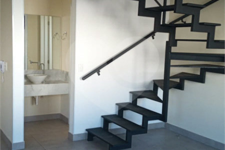 Casa para alugar com 3 quartos, sendo 1 suíte, no condomínio Vila Quinta dos Manacás, Vinhedo - SP