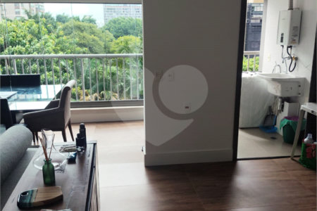 Apartamento à venda com 1 suíte em Indianópolis, São Paulo, SP