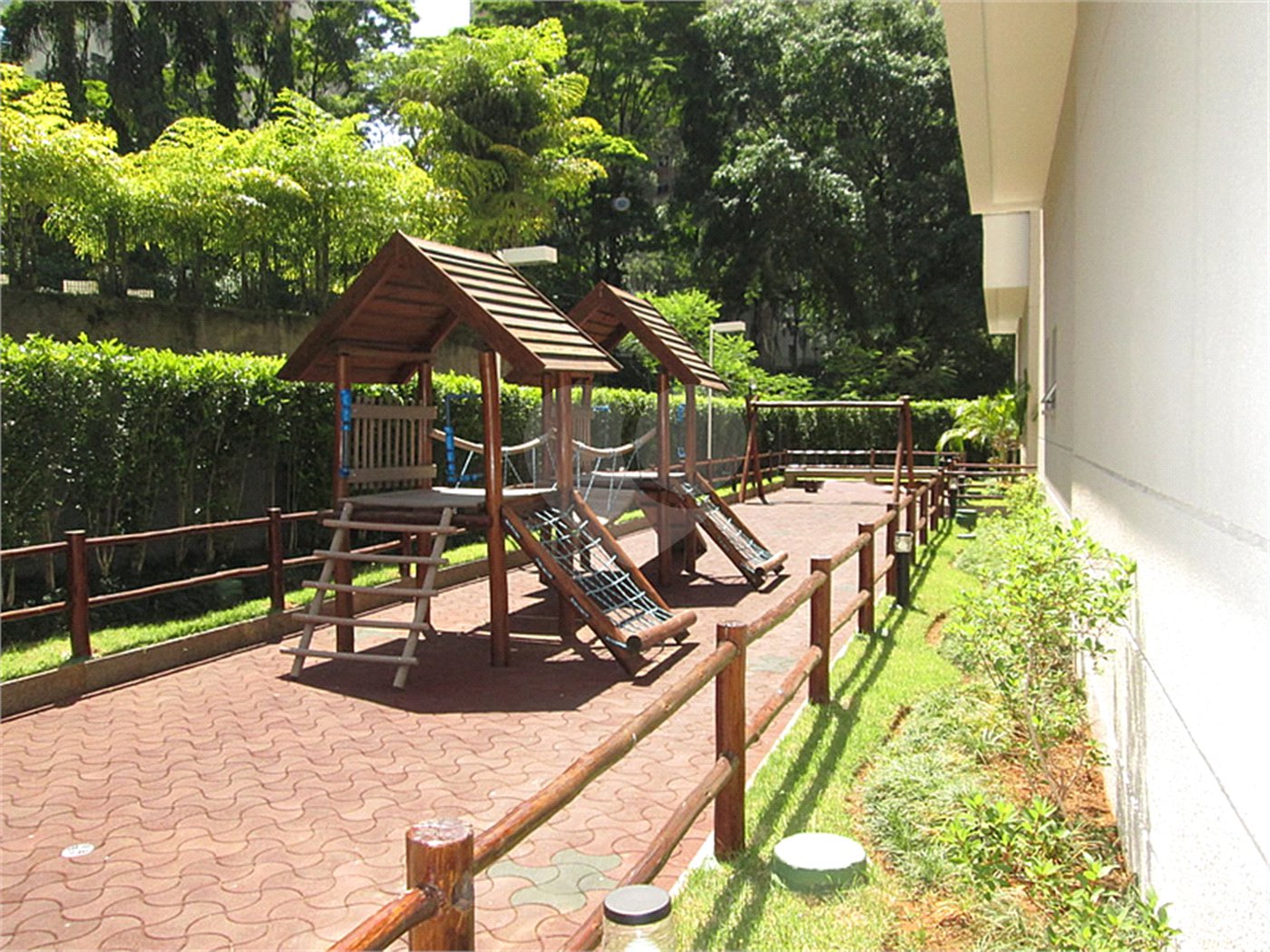 Apartamento à venda com 3 suítes em Jardim Londrina, São Paulo, SP