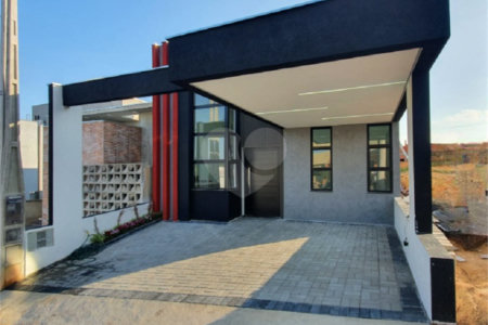 Casa à venda com 3 quartos, sendo 1 suíte, no condomínio Horto Florestal Villagio, Sorocaba - SP