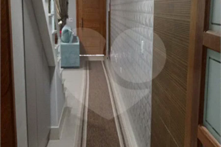 Sobrado à venda com 3 quartos, sendo 1 suíte,  em Vila Gustavo, São Paulo, SP