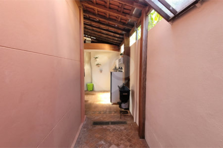 Casa em Condomínio, no Parque Sabará