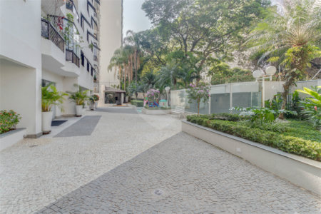Cobertura à venda ou para alugar com 3 quartos, sendo 2 suítes,  em Campo Belo, São Paulo, SP