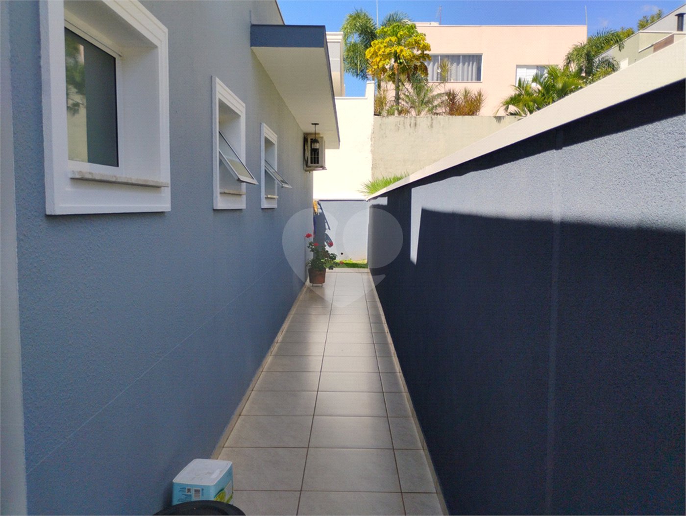 Casa à venda com 3 quartos, sendo 1 suíte, no condomínio Ibi Aram 1, Itupeva - SP