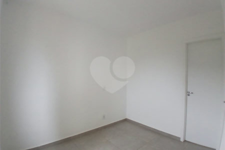 Apartamento à venda com 2 quartos, sendo 1 suíte, em Chácaras Manão, Mairinque, SP