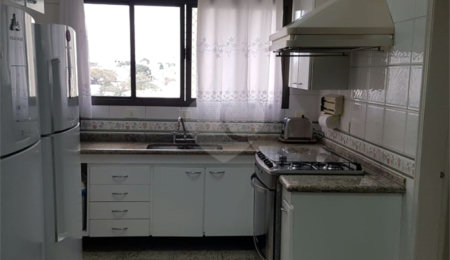 Apartamento à venda com 4 quartos, sendo 2 suítes,  em Jardim da Saúde, São Paulo, SP