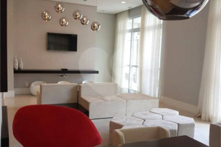 Apartamento à venda com 2 quartos, sendo 1 suíte,  em Vila Cordeiro, São Paulo, SP