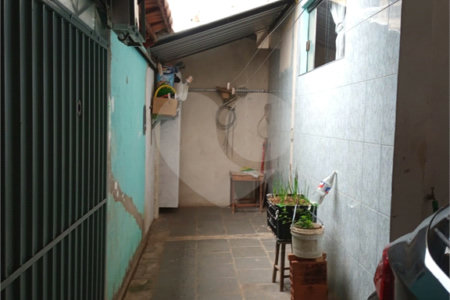 Sobrado à venda com 5 quartos em Jardim Itapuã, Sorocaba, SP