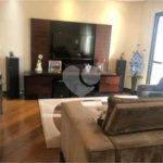 Apartamento à venda com 3 quartos, sendo 1 suíte, em Vila Regente Feijó, São Paulo, SP