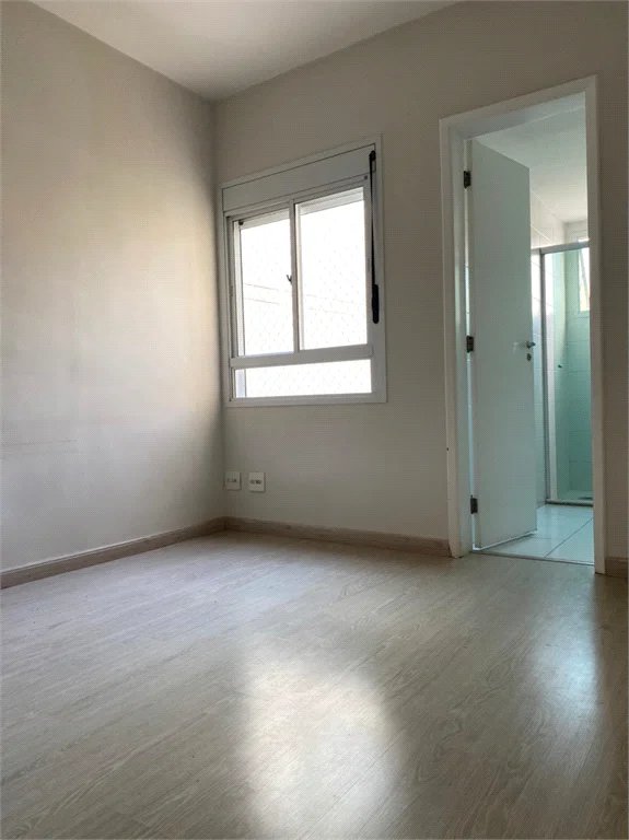 Apartamento à venda com 4 quartos, sendo 2 suítes,  em Paraíso do Morumbi, São Paulo, SP