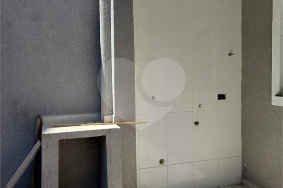 Sobrado à venda com 3 quartos, sendo 1 suíte, em Parada Inglesa, São Paulo, SP