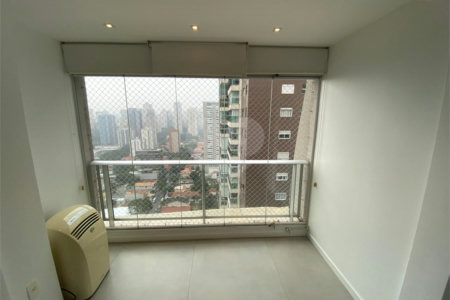 Apartamento à venda com 1 quarto em Cidade Monções, São Paulo, SP