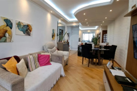 Apartamento à venda com 3 quartos, sendo 1 suíte,  em Vila Gomes Cardim, São Paulo, SP