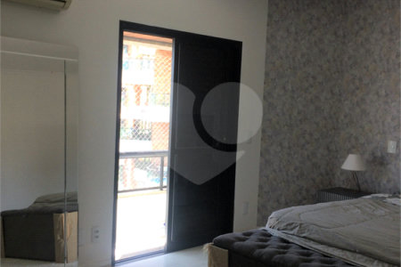 Apartamento à venda com 3 suítes em Vila Suzana, São Paulo, SP