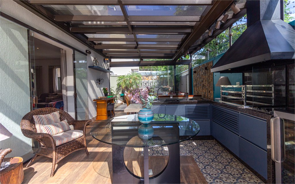 Casa à venda com 4 suítes no condomínio Sunset Brooklin, São Paulo - SP