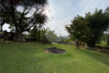 Chácara à venda com 3 quartos em Chácaras Ceres, Suzano, SP