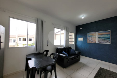 Casa à venda com 2 quartos no condomínio Novo Horizonte, Itapetininga - SP