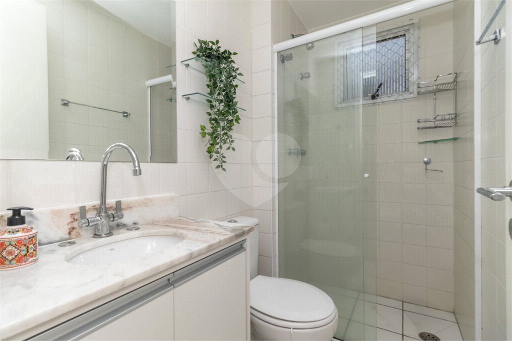 Apartamento à venda com 3 quartos, sendo 1 suíte, em Vila Sofia, São Paulo, SP