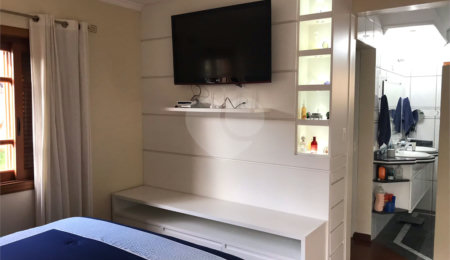 Casa à venda com 3 suítes no condomínio Parque Imperial da Cantareira, Mairiporã - SP
