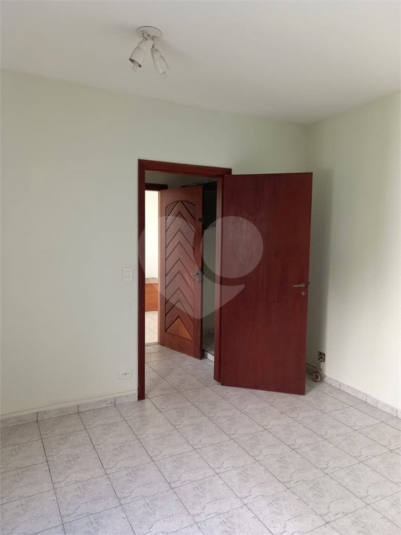 Sobrado à venda com 5 quartos, sendo 2 suítes,  em Tremembé, São Paulo, SP