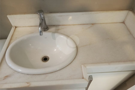 Casa à venda com 3 quartos, sendo 1 suíte, no condomínio Paraíso Classe A, Rio de Janeiro - RJ
