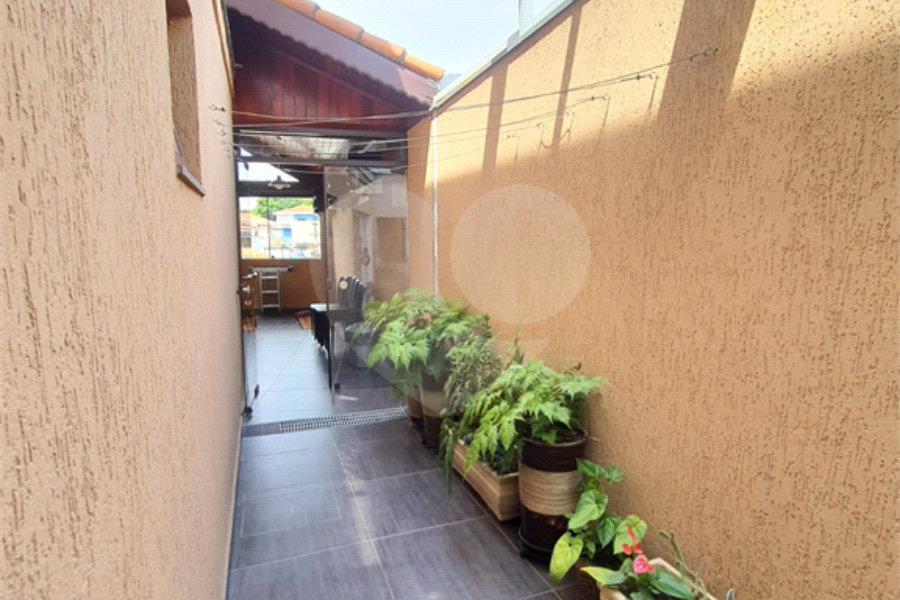 Sobrado à venda com 3 quartos, sendo 1 suíte, em Limão, São Paulo, SP