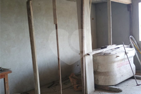 Casa à venda com 7 quartos, sendo 2 suítes, em Campo Grande, Rio de Janeiro, RJ