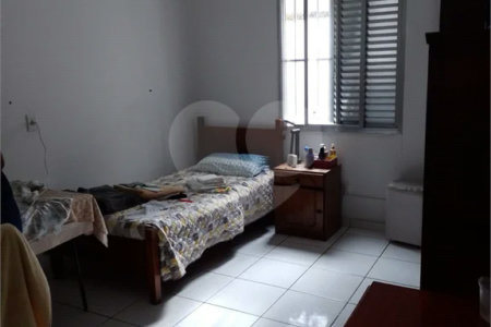 Sobrado à venda com 8 quartos, sendo 3 suítes, em Tucuruvi, São Paulo, SP