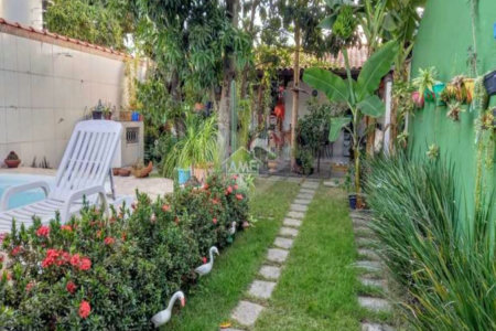 Casa à venda com 3 quartos, sendo 1 suíte, em Santíssimo, Rio de Janeiro, RJ