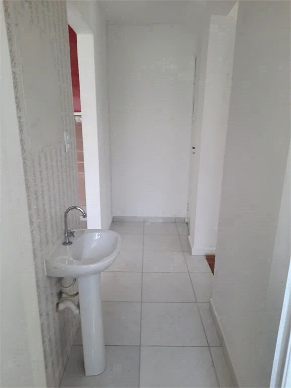 Sobrado à venda com 3 quartos em Vila Universitária, São Paulo, SP
