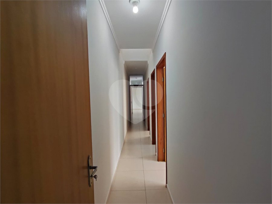 Casa para alugar com 3 quartos, sendo 1 suíte,  em Jardim Itália, Itapetininga, SP