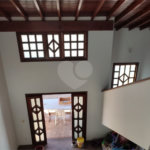 Casa Espetacular com Piscina e Churrasqueira à Venda na Vila Rezende