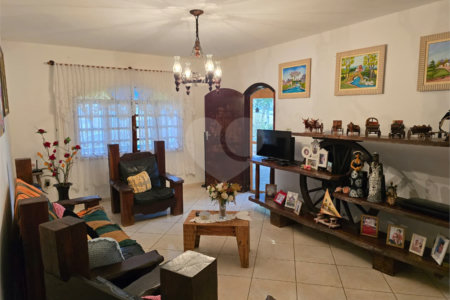 Sítio à venda com 6 quartos, sendo 5 suítes, em Área Rural de Itapetininga, Itapetininga, SP