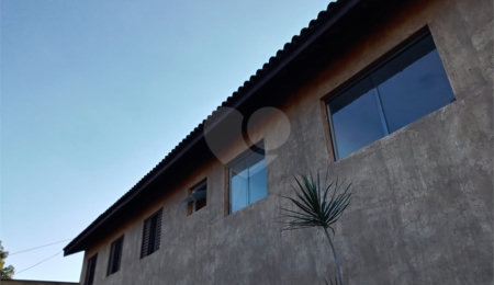 Casa à venda com 21 quartos, sendo 7 suítes,  no condomínio De Apartamentos Residenciais- Jardim Morumbi, Atibaia - SP