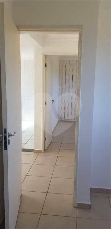 Apartamento com 2 dormitórios.