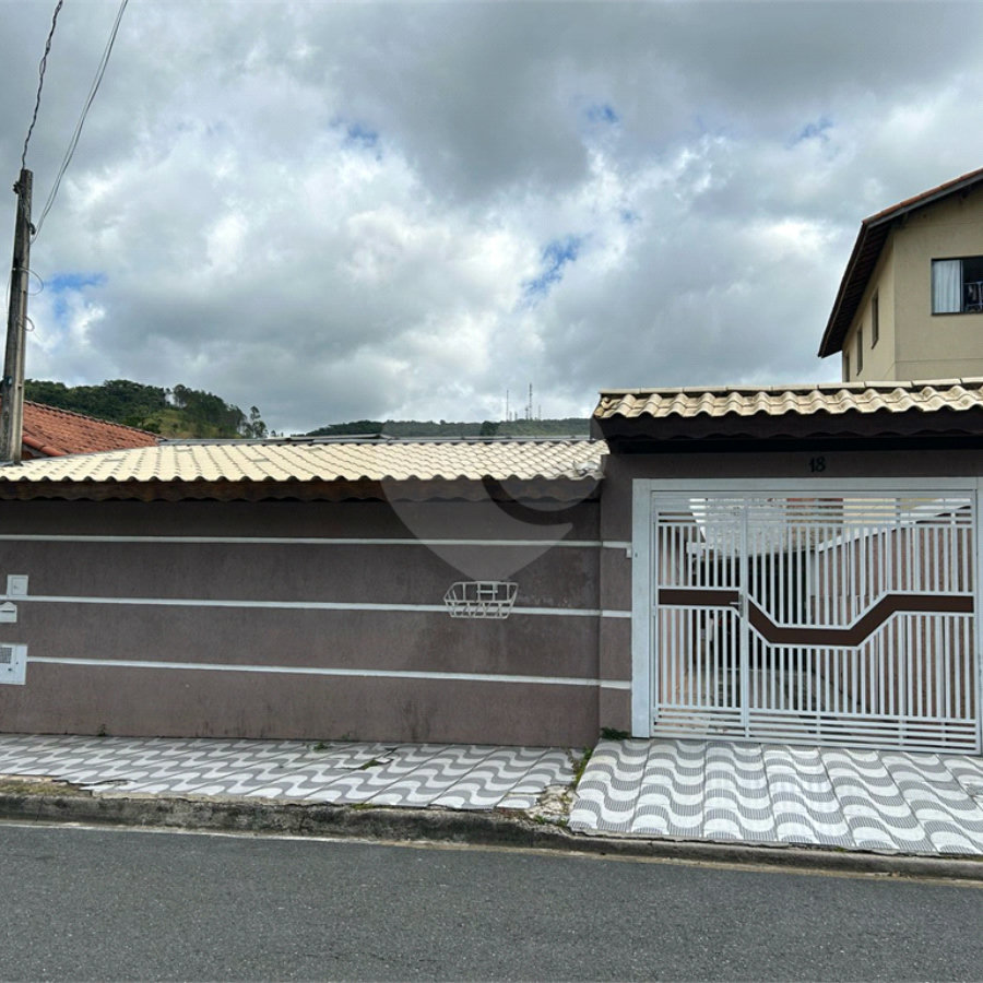 Casa à venda com 3 quartos em Vila Junqueira, São Roque, SP