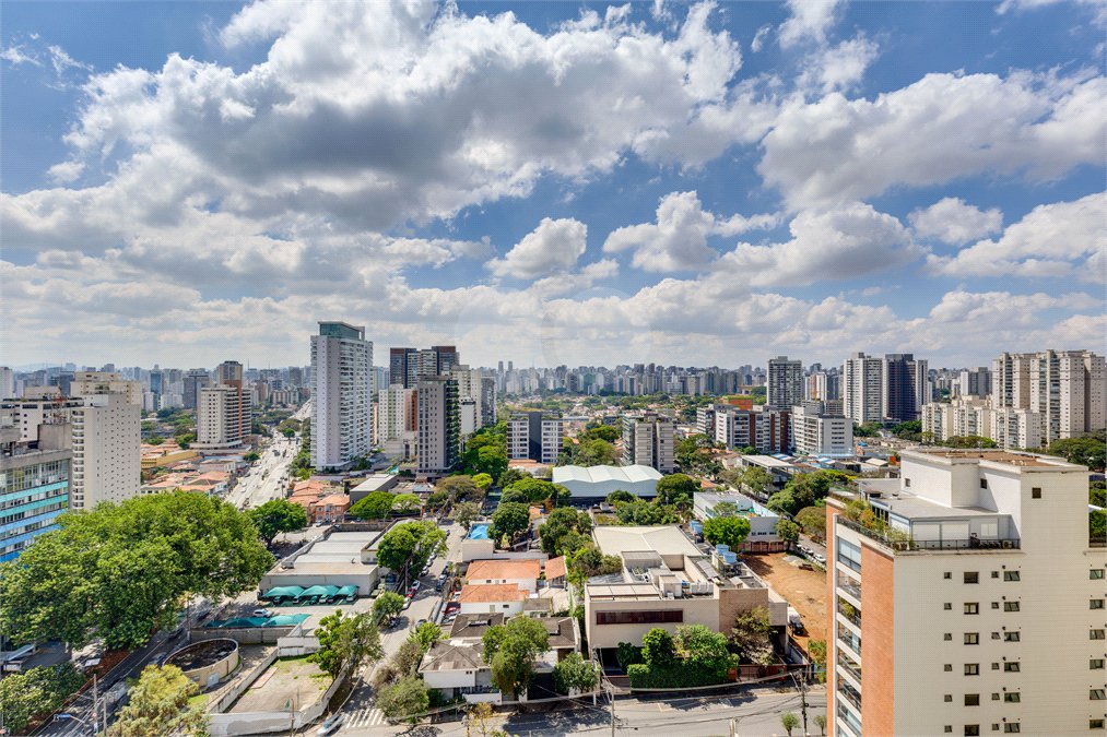 Apartamento com 2 quartos à venda no Campo Belo, São Paulo - SP