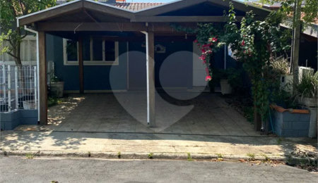 Casa à venda com 2 quartos, sendo 1 suíte,  no condomínio Moradas de Itaici, Indaiatuba - SP