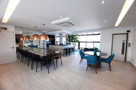 Apartamento Residencial à venda, Pitangueiras, Guarujá - AP0136.